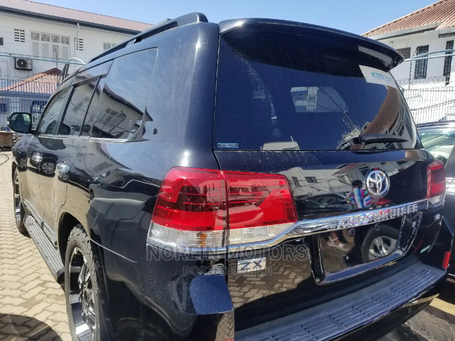 Toyota Land Cruiser 2017 Black