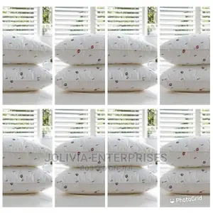 Pillow ( Fibre Filled)