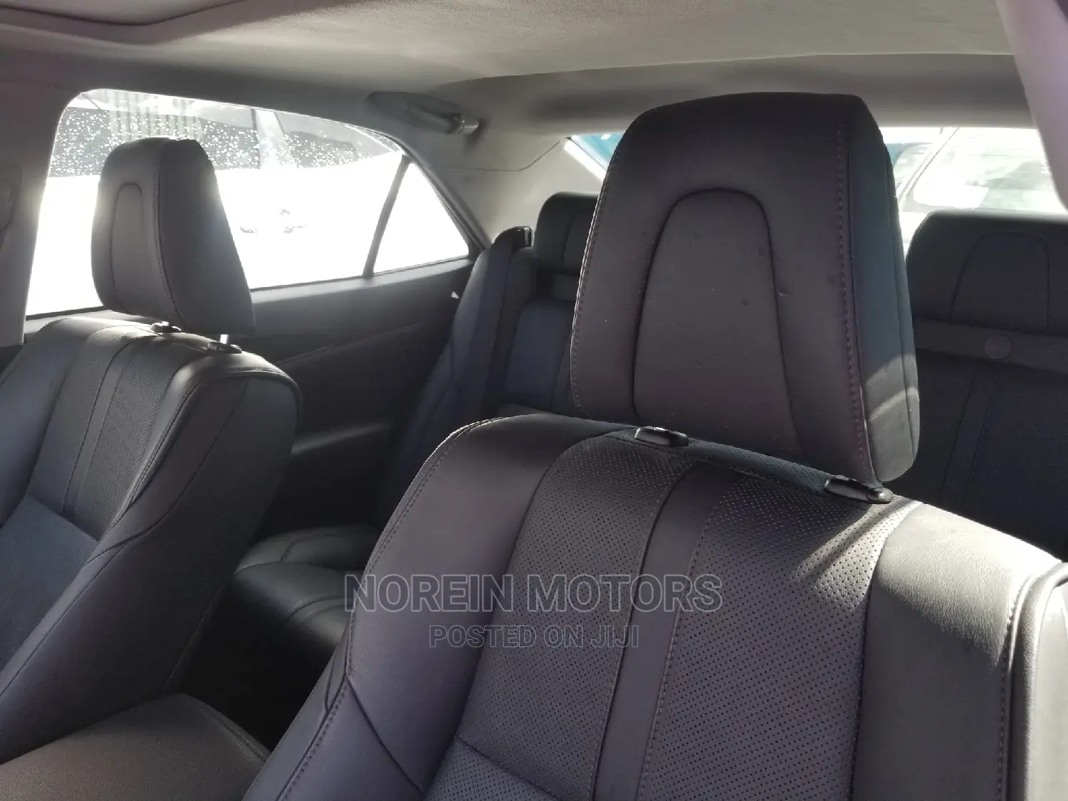 Toyota Crown 2015 Black