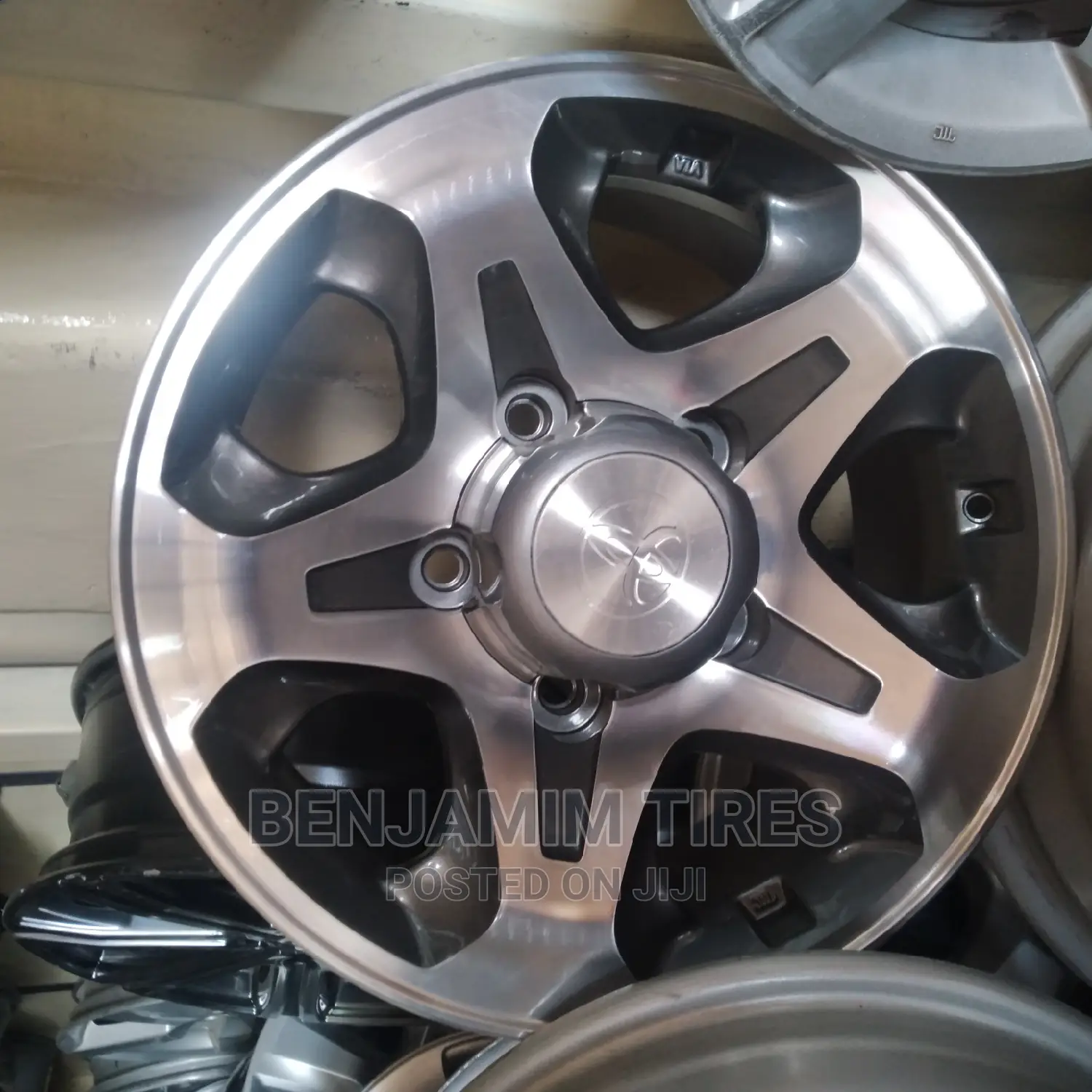 Alloy Rims for Landcruiser 5 Holes Set Brand New 16 Inch.