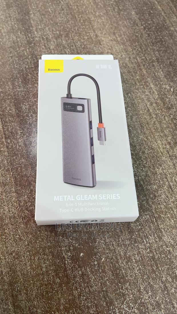 8 in 1 Multifunctional Type C Docking Station