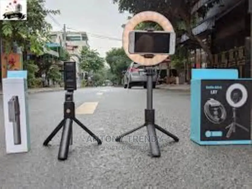 One Pc LED Selfie Ring Light 5 Inch With Tripods Retractable