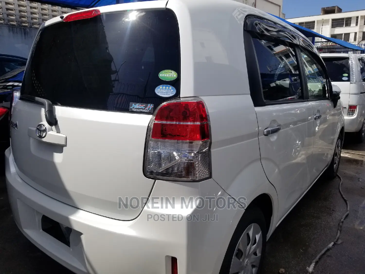 Toyota Spade 2014 White