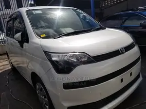 Toyota Spade 2014 White