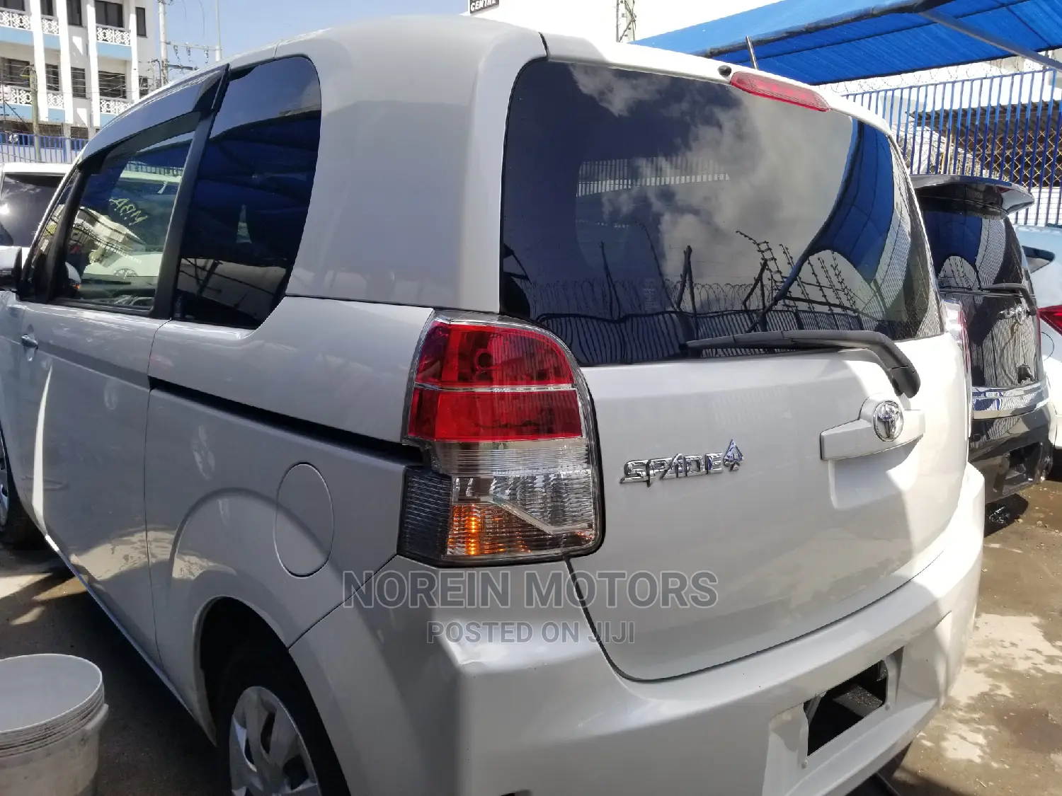 Toyota Spade 2014 White