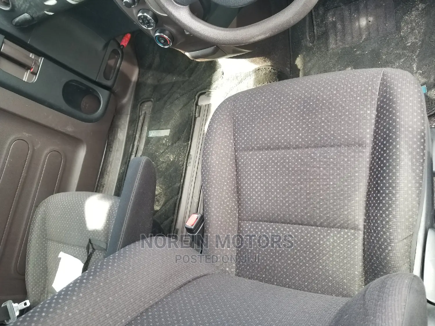 Toyota Spade 2014 White