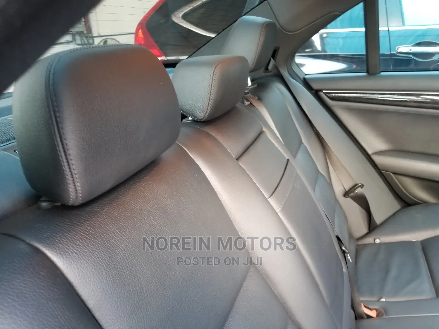 Mercedes-Benz C200 2014