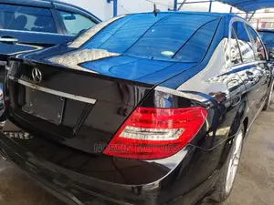 Mercedes-Benz C200 2014