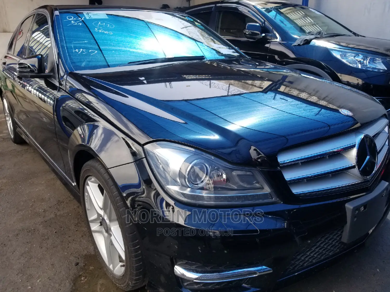 Mercedes-Benz C200 2014