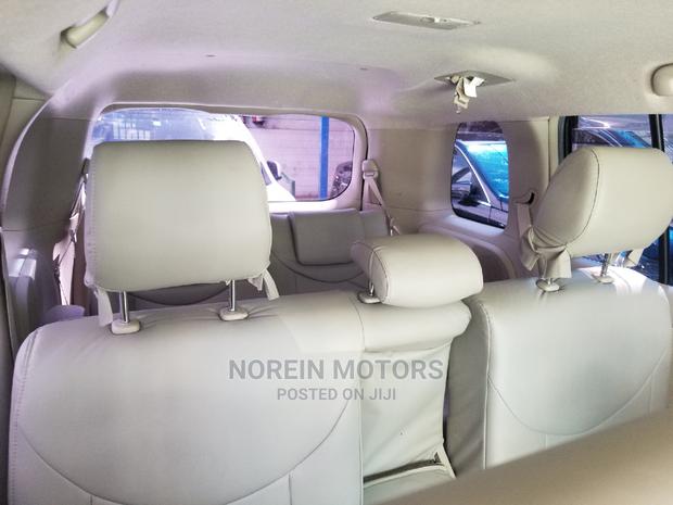 Toyota ISIS 2014 Pearl - thumbnail 6