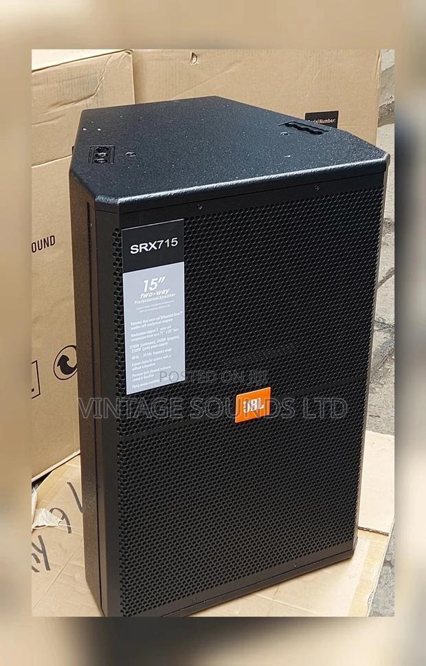 15inch JBL Srx715 Midrange Midbass Speaker. (Single ) - main view