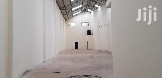 Modern Godown in Industrial Area - thumbnail 4