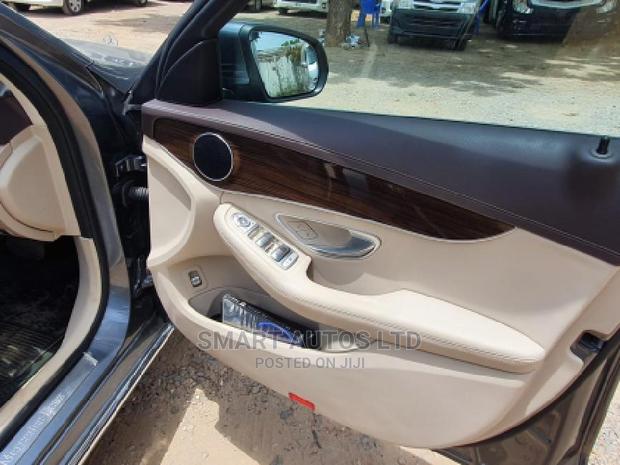 Mercedes-Benz C200 2018 Gray - thumbnail 11