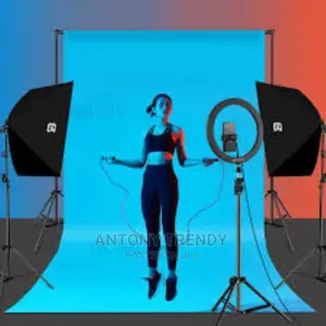 50x70cm Studio Softbox + 2m Tripod Mount + 4 X E27 20W 5700K