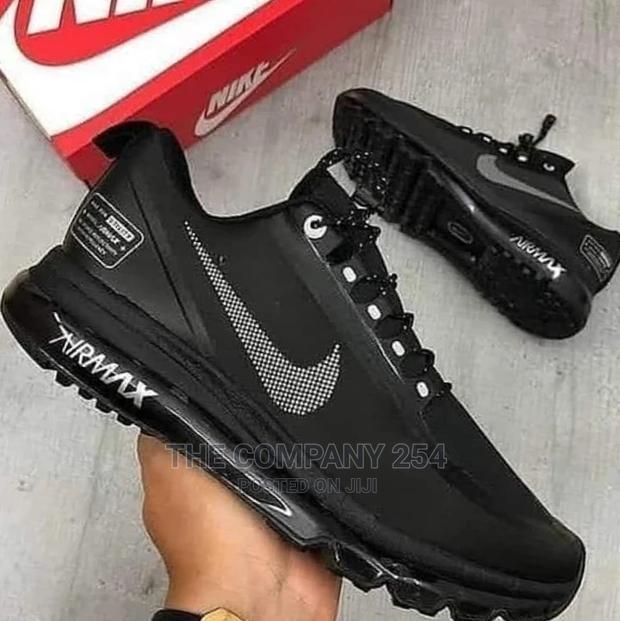 Nike Airmax Utility Sneakers