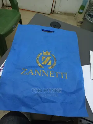 100 Non-Woven Bags Printed With Your Logo