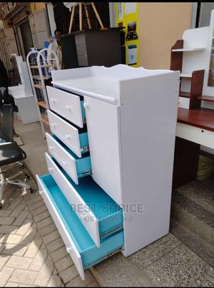 Eunique Chester Drawers