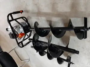 Petrol Powered Earth Auger/Hole Driller