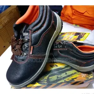 Rocklander Safety Boots