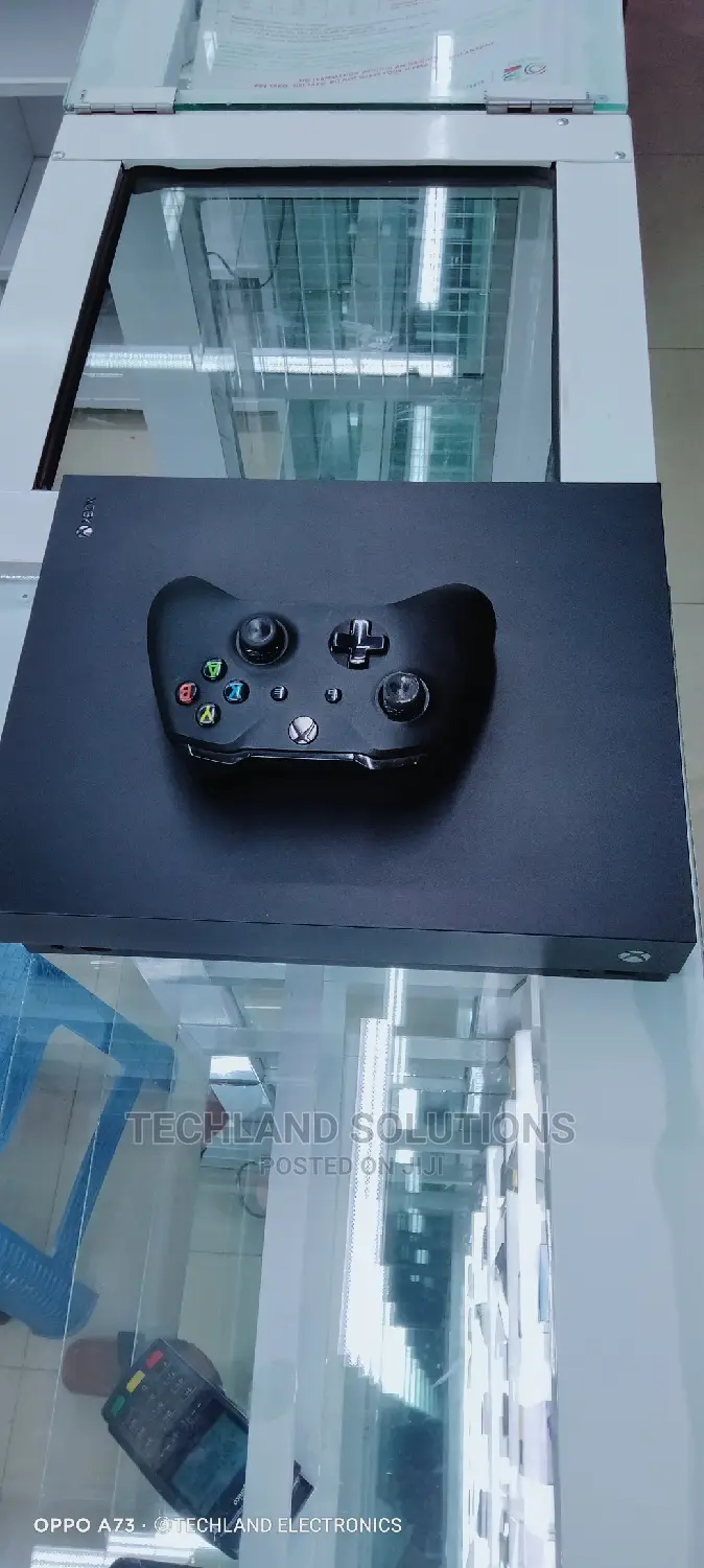 Xbox One X