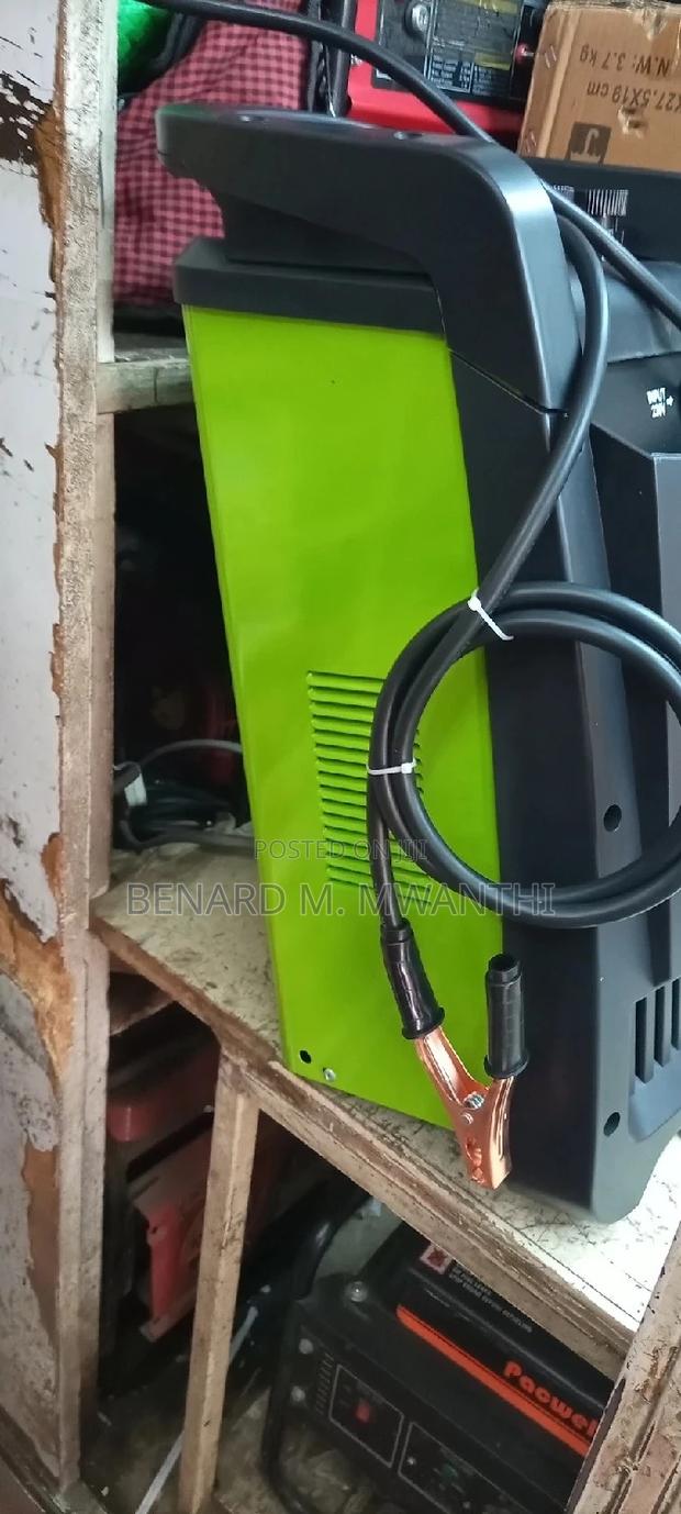 Battery Chargers (650amps) - thumbnail 4