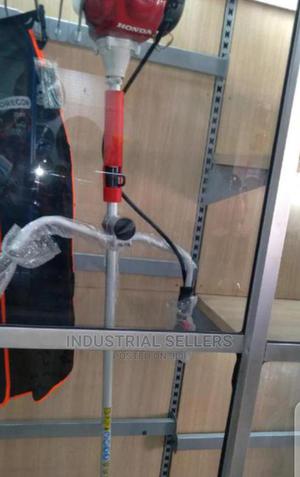 Advanced 4stroke Brush Cutter - thumbnail 2