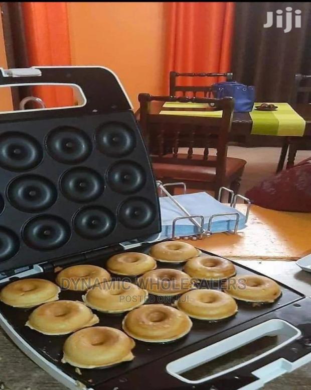 12 Pieces Donuts Maker