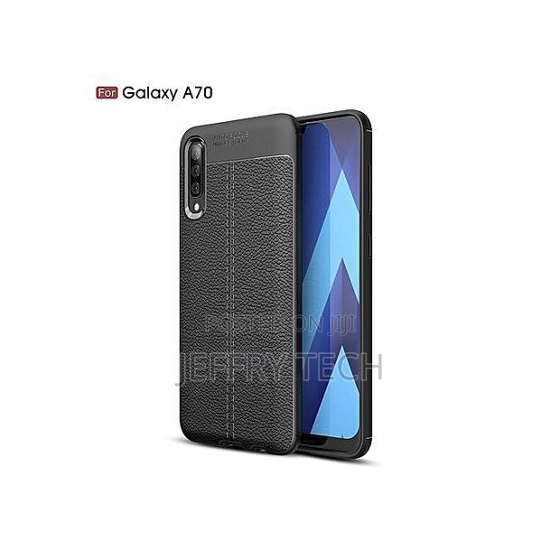 Litchi Pattern Silicone Case for Samsung Galaxy A70 - Black - thumbnail 2