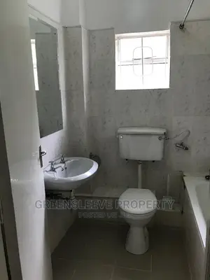 6bdrm Maisonette in Karen for rent