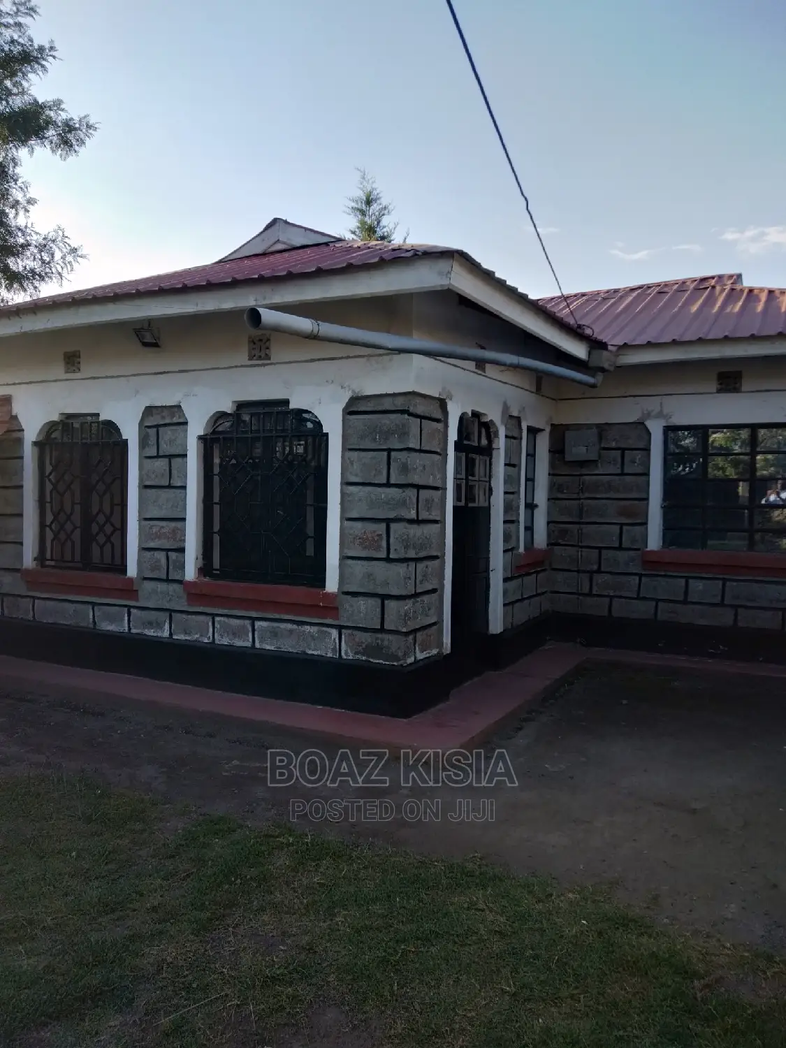 Furnished 3bdrm House in Ngata Estate for sale
