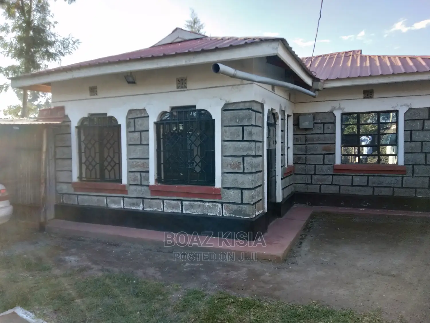 Furnished 3bdrm House in Ngata Estate for sale