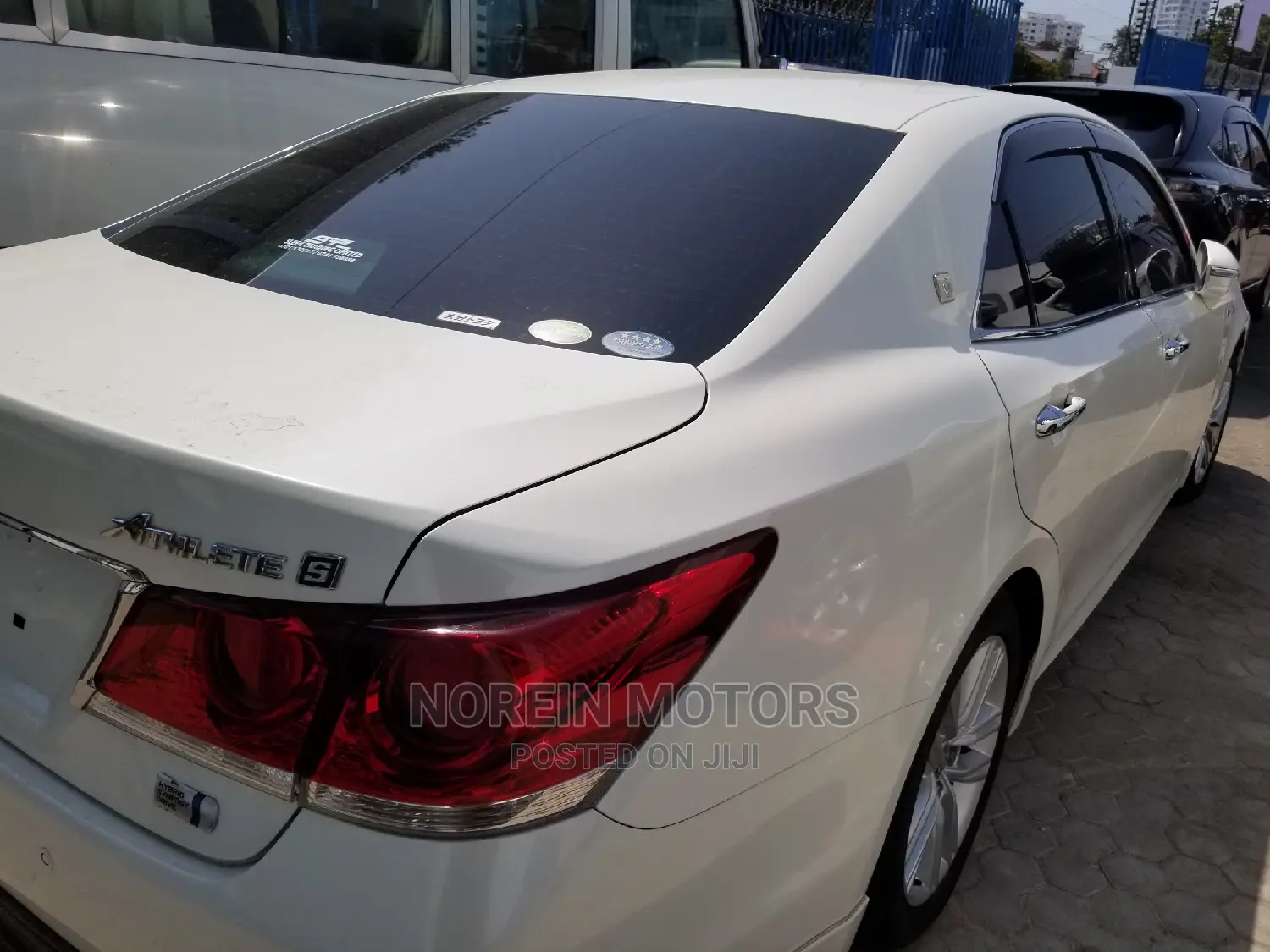 Toyota Crown 2014 White