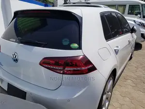 Volkswagen Golf GTI 2015 White