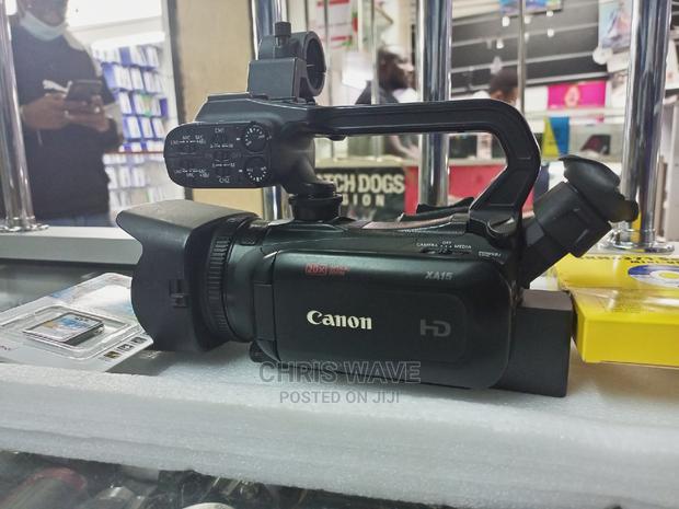 Superior Canon XA15 With SDI - thumbnail 3