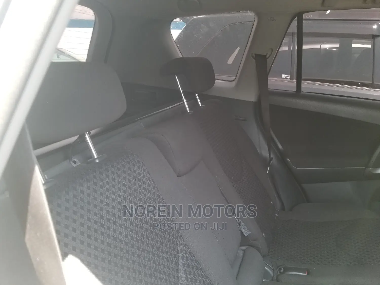 Toyota Vanguard 2012 Pearl