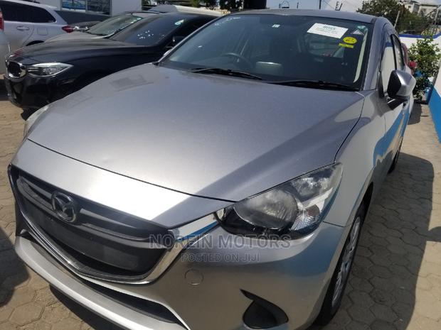 Mazda Demio 2015 Gold