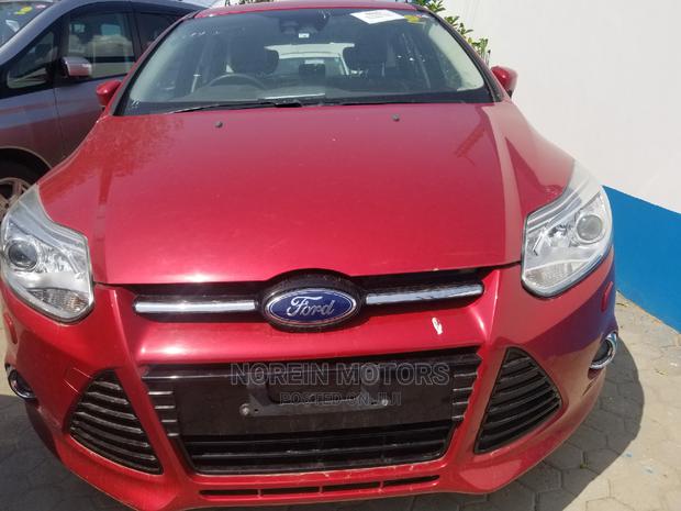 Ford Sport Trac 2009 Red - main view