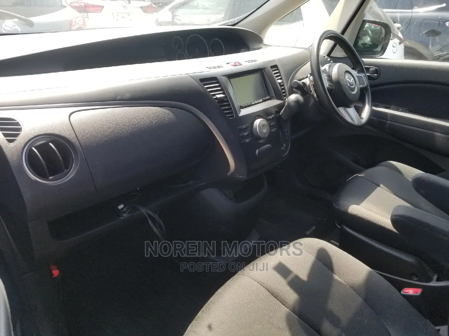 Mazda Biante 2014 Silver