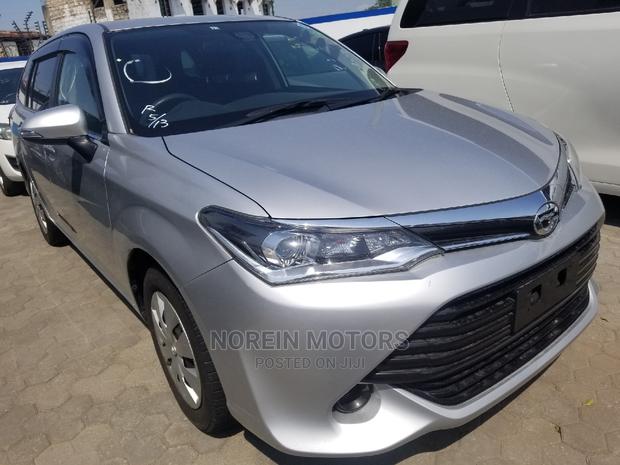Toyota Fielder 2015 Silver - thumbnail 3