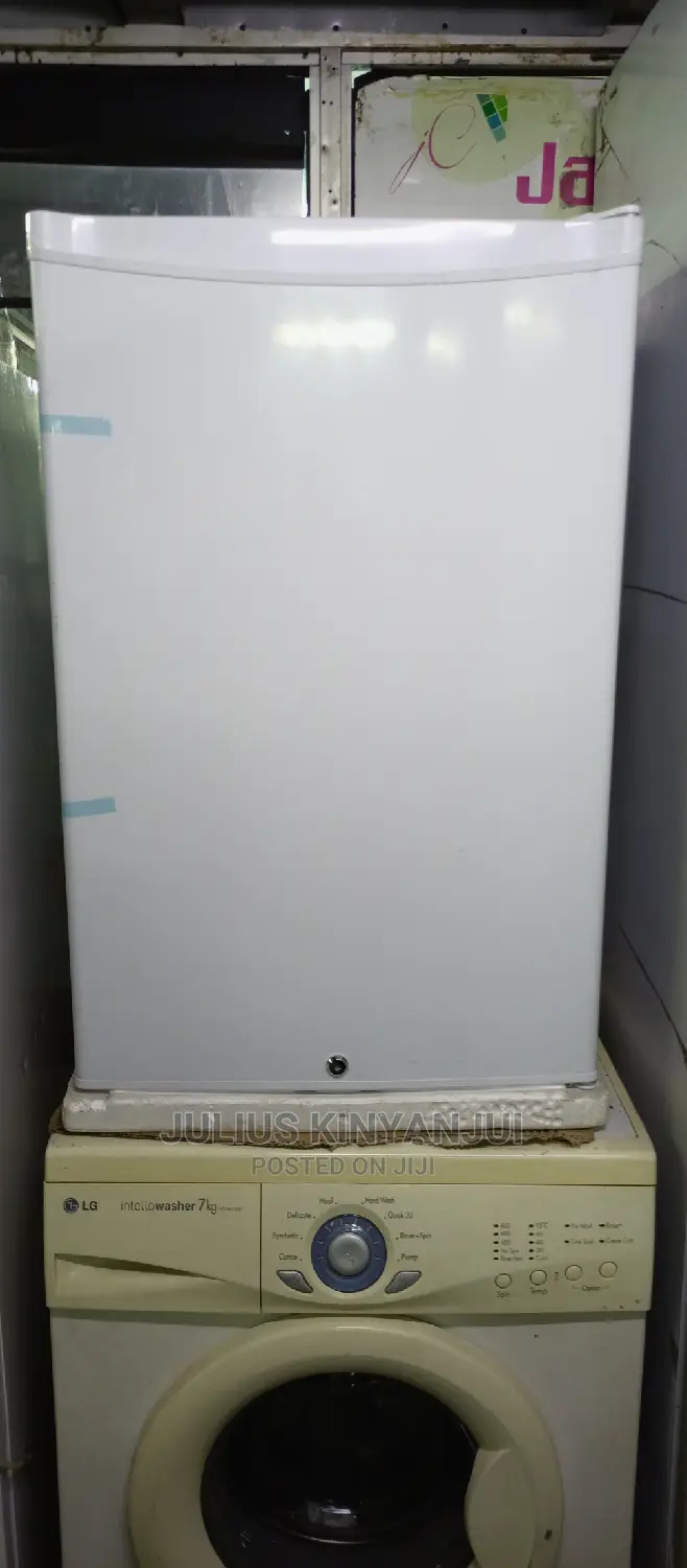 Upright Freezer Mini