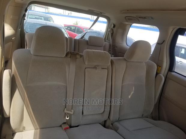 Toyota Alphard 2014 White - thumbnail 4