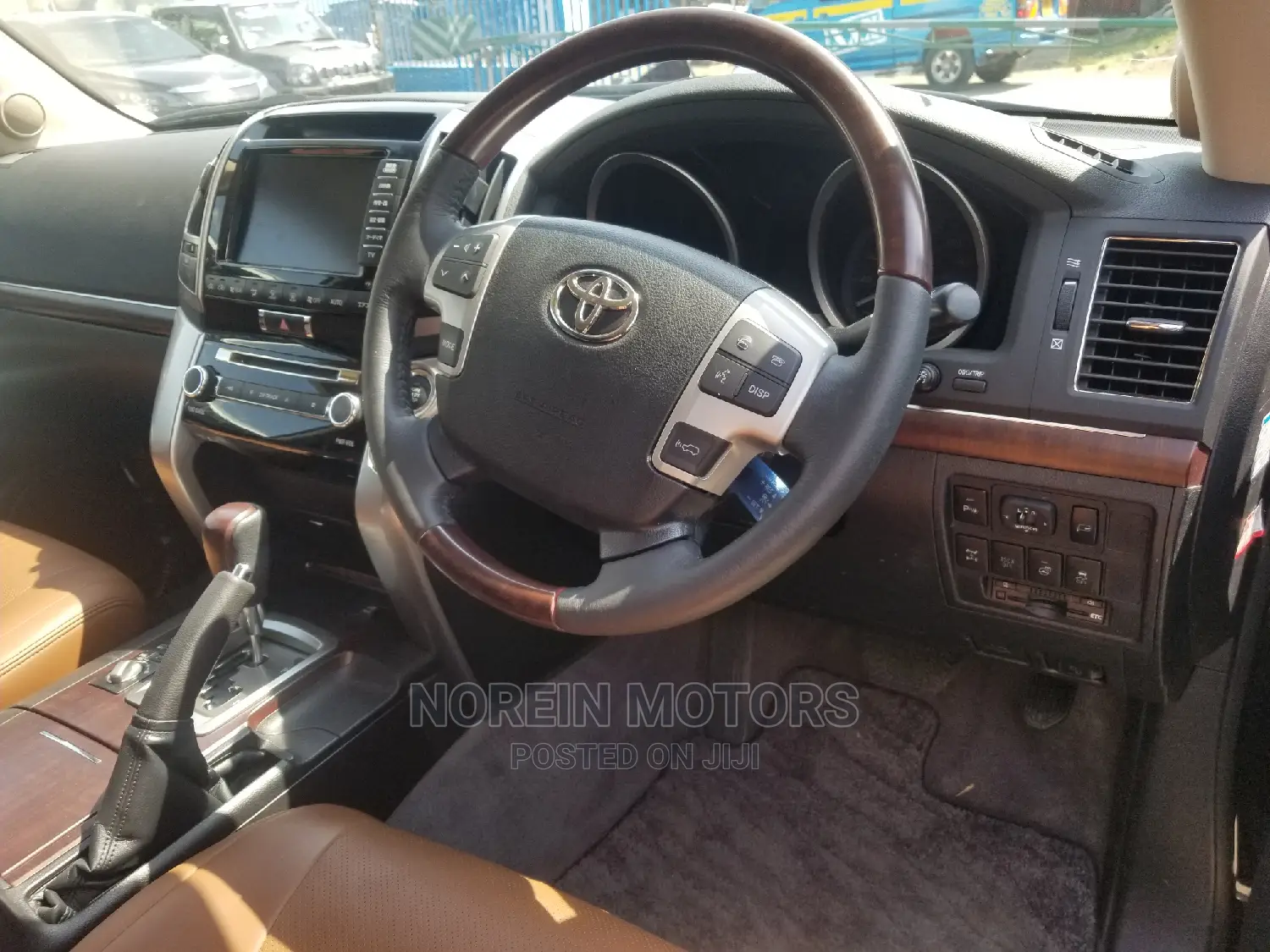Toyota Land Cruiser 2015 Gray