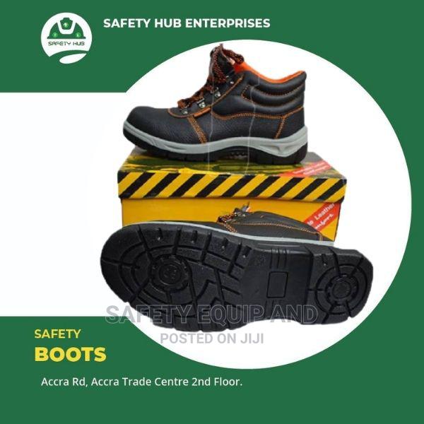 Safety Boots for Feet Protection - main view