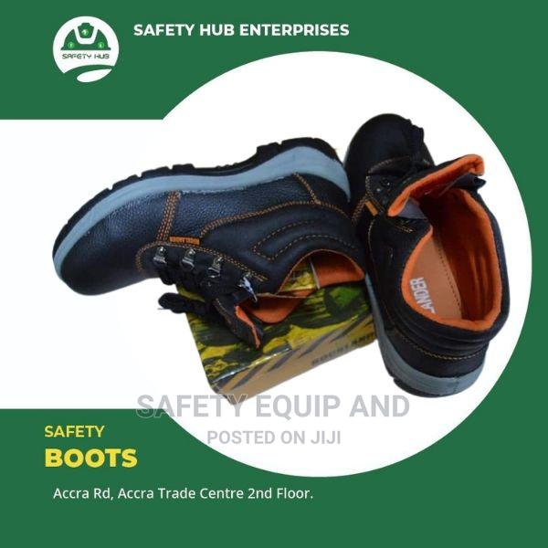 Rocklander Safety Boots - main view