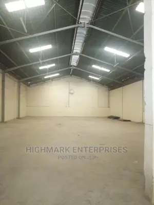 7000 Sq Feet Godown to Let