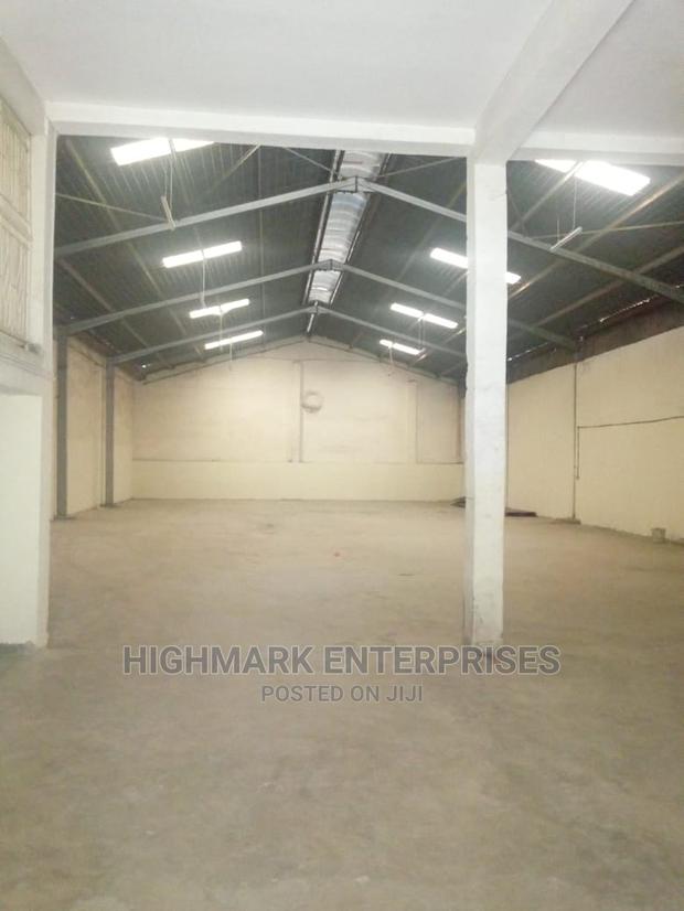 7000 Sq Feet Godown to Let - thumbnail 7