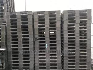 Plastic Storage Pallets - thumbnail 2