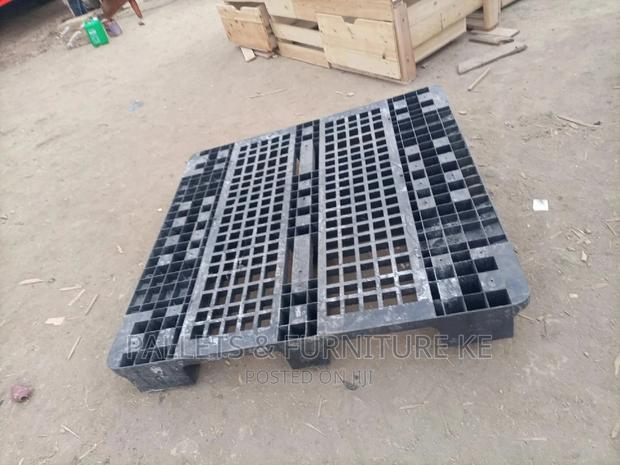 Strong Plastic Pallet - thumbnail 4