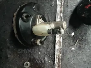 Brake Booster and Master Cylinder Toyota Passo