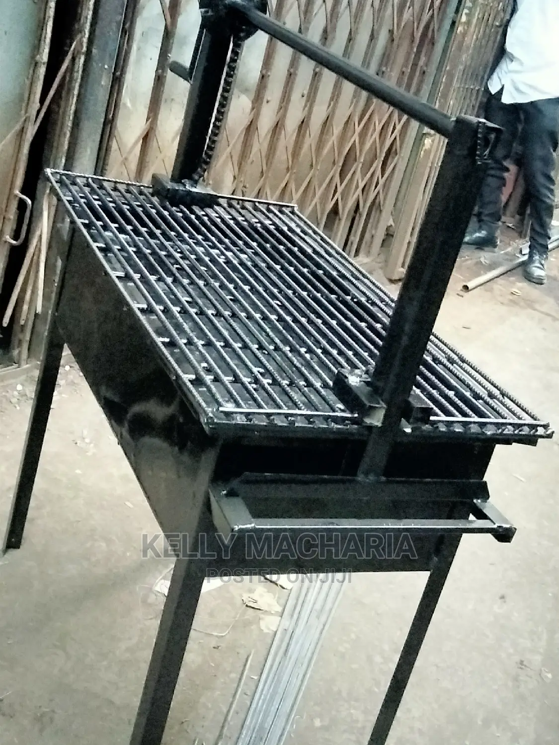 Big Size's Grill Jikos